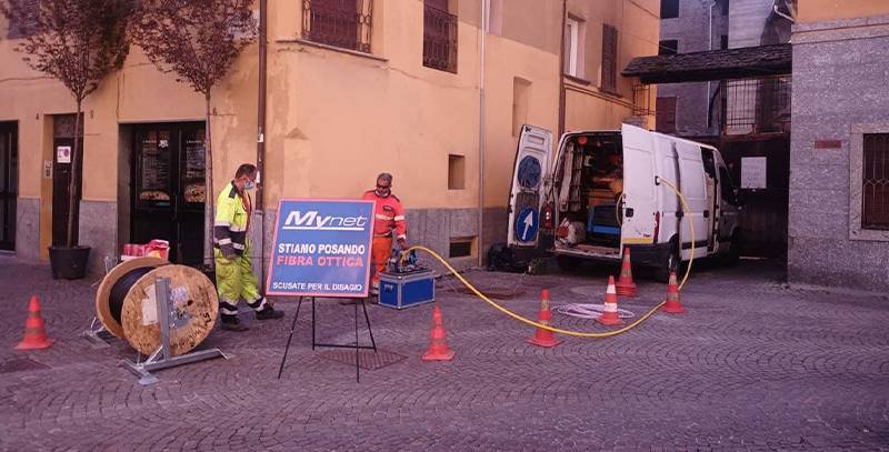 A MORBEGNO E' ARRIVATA LA FIBRA OTTICA DI MYNET