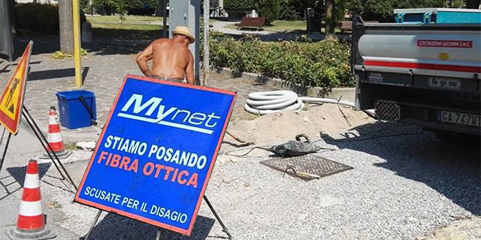 AD ASOLA MYNET HA DATO IL VIA AI LAVORI DI RILEGAMENTO IN VERA FIBRA OTTICA DELLE SEDI COMUNALI