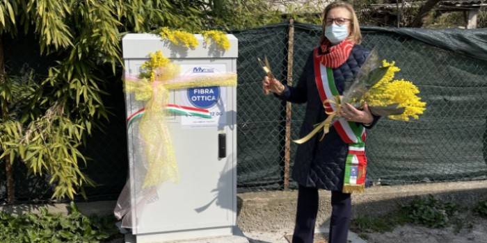 A Piubega la fibra ottica è donna